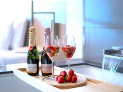 大切な日を祝う苺とシャンパン付記念日ステイ～Inclusive Collection Deluxe付～